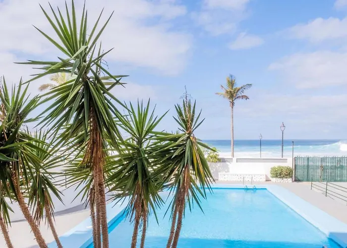 Live Punta Columbus Pool & Front דירה פונטה דל הידלגו