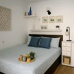 Live Punta Columbus Pool & Front Apartman *